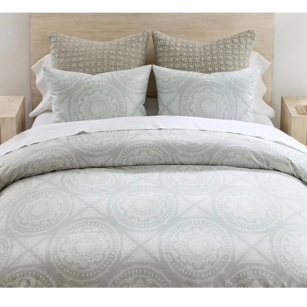 Pottery Barn Dot Medallion Reversible Duvet Cover Full Queen Gray White New